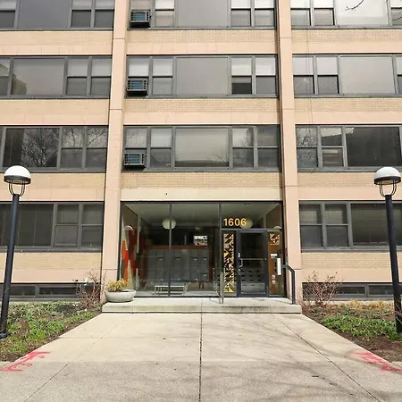 Warm & Elegant Studio Apt In Chicago - Algonquin 06-005A Rep